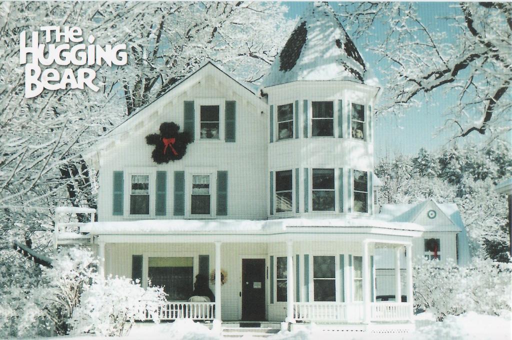 Hugging Bear Inn Bellows Falls Ngoại thất bức ảnh